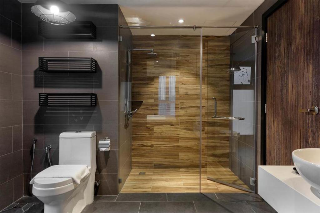 Exclusive Business Suite @ M Summit 191 George Town Bagian luar foto